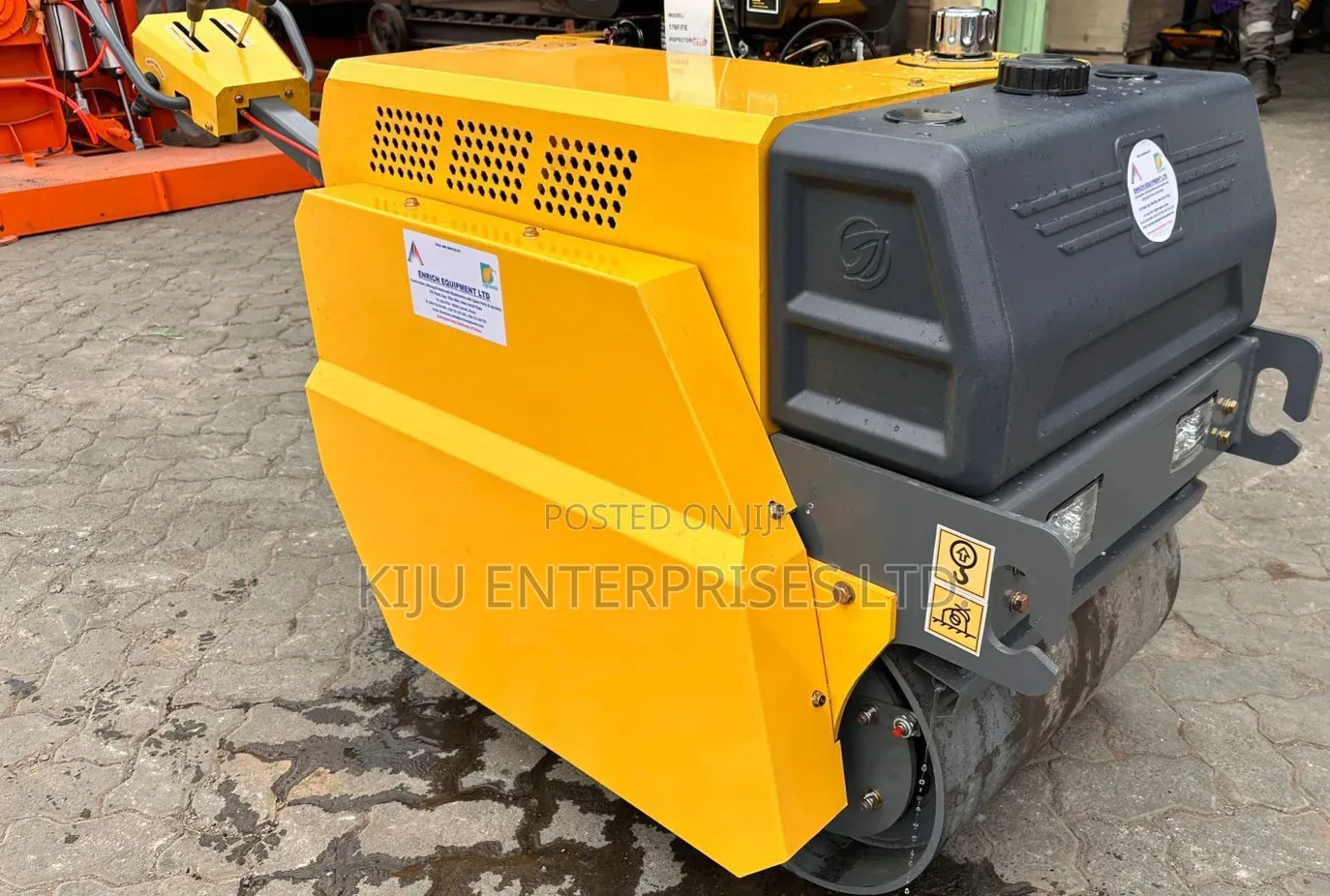 600kg Double Drum Vibratory Roller – Diesel Engine Compactor for Sale