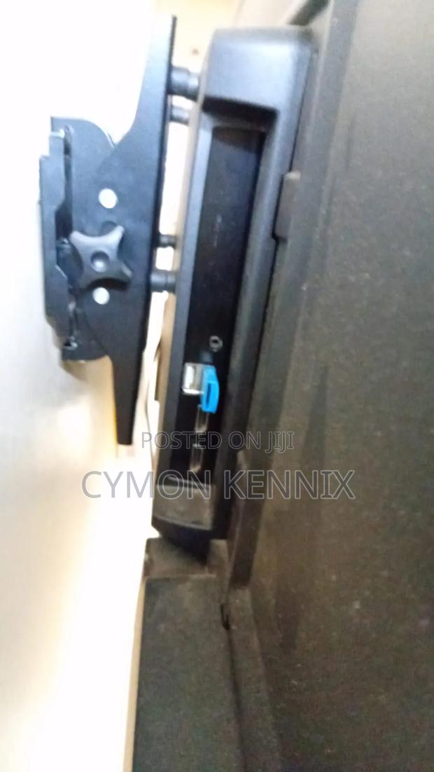 Synix 43" Smart Tv - thumbnail 2