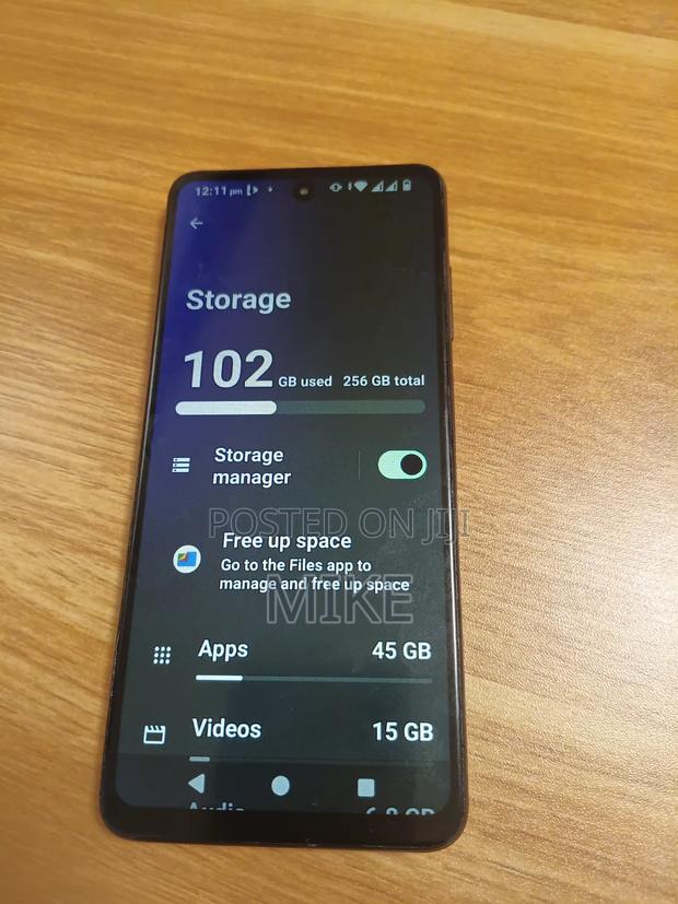 New HMD Crest 5G 128 GB Black