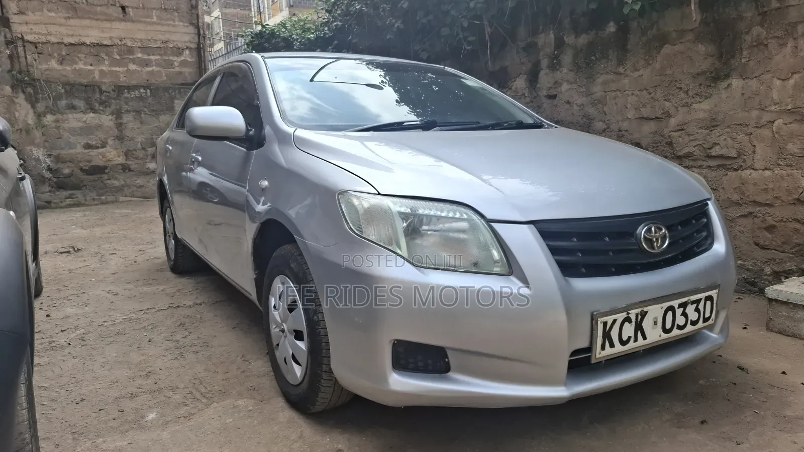 Toyota Axio 2009 Silver