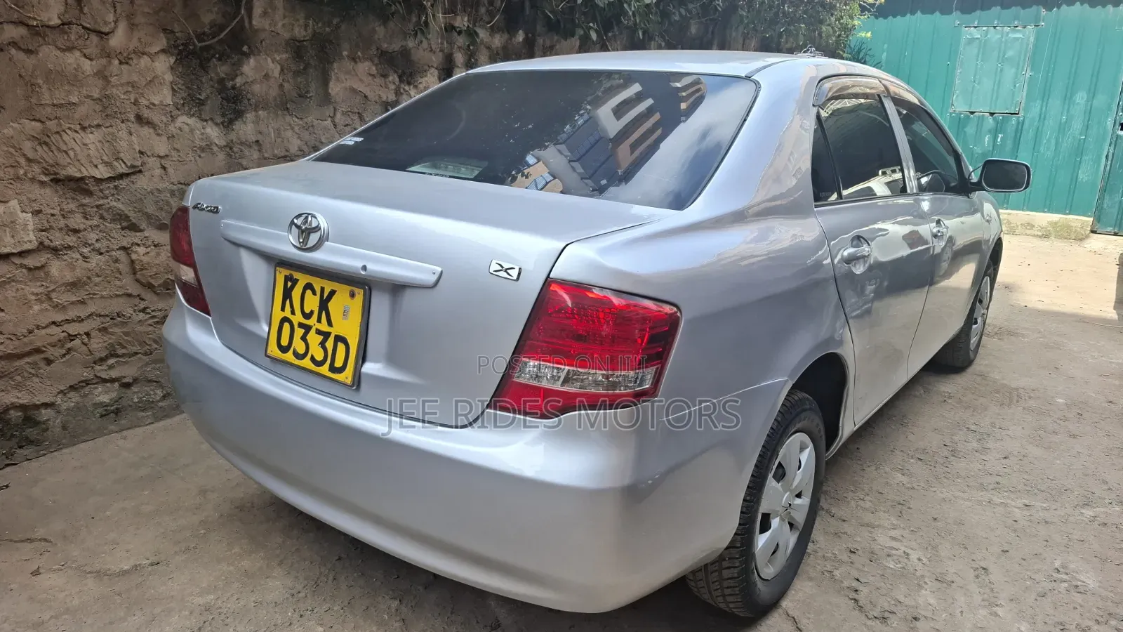 Toyota Axio 2009 Silver