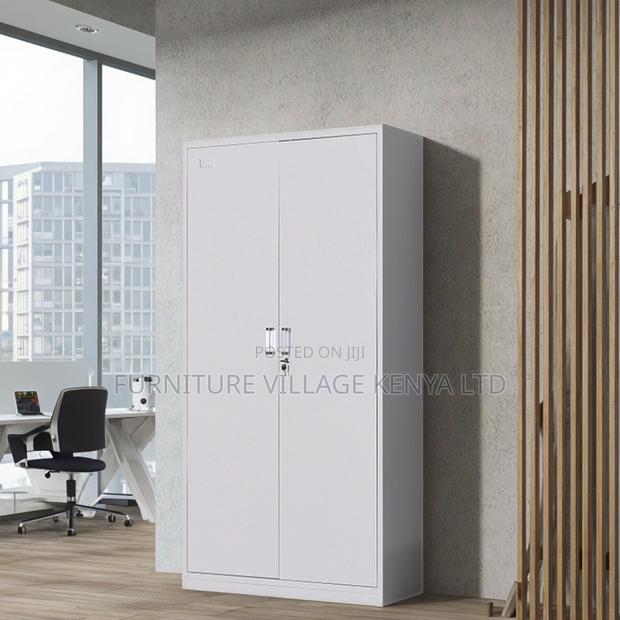 Lockable Heavy Duty Steel Storage Cabinet - thumbnail 6