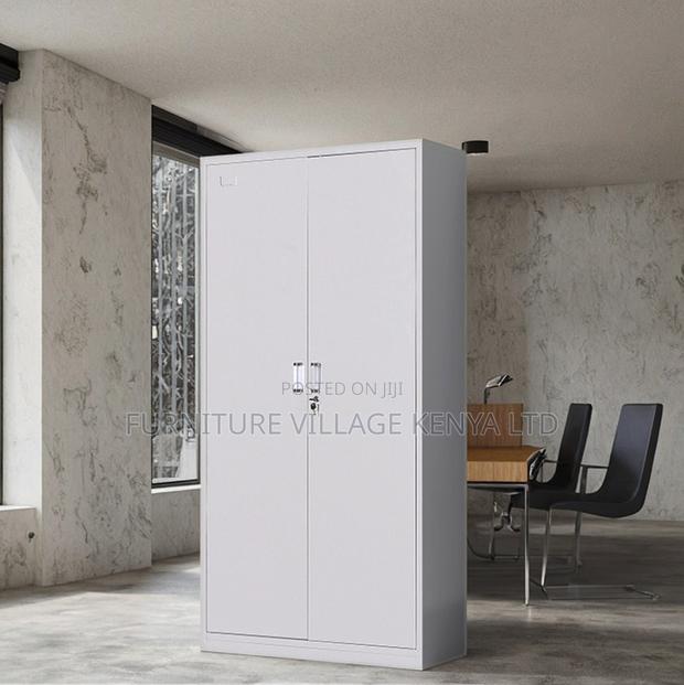 Lockable Heavy Duty Steel Storage Cabinet - thumbnail 8