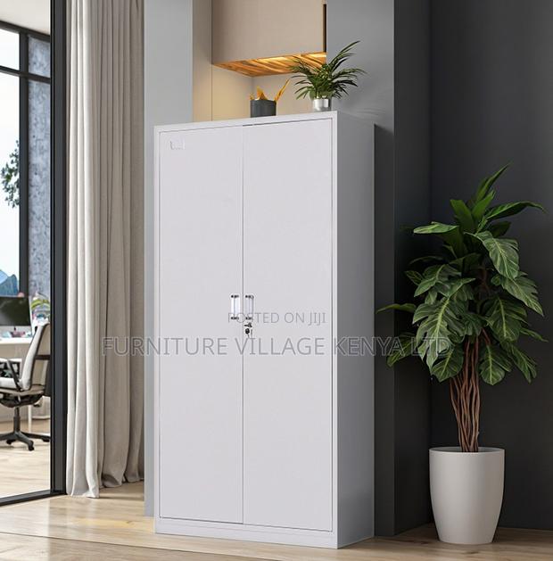 Lockable Heavy Duty Steel Storage Cabinet - thumbnail 7