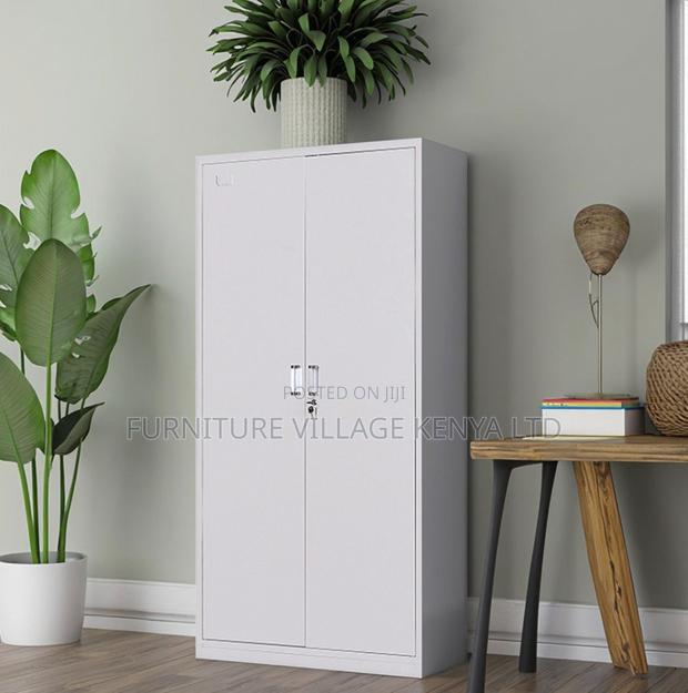 Lockable Heavy Duty Steel Storage Cabinet - thumbnail 9