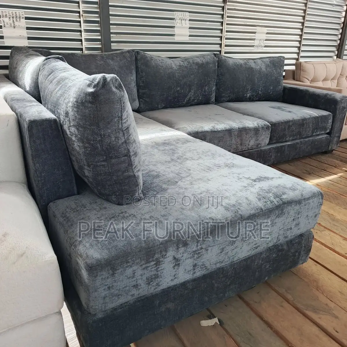 Modern Deep Comfort Lseat