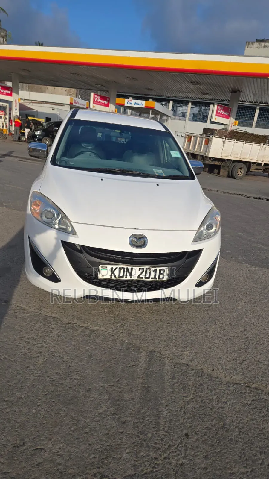 Mazda Premacy 2016 White