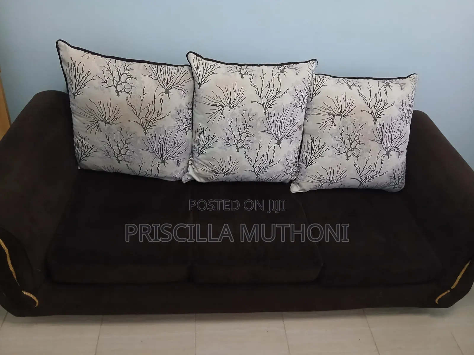5 Seater Couches