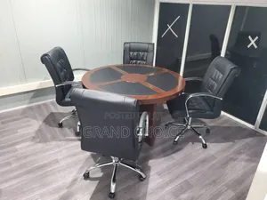 Round 4 Seater Meeting Table