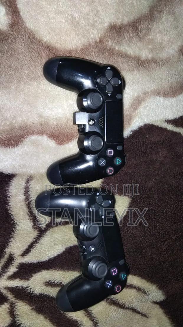 Playstation 4 Slim - thumbnail 7