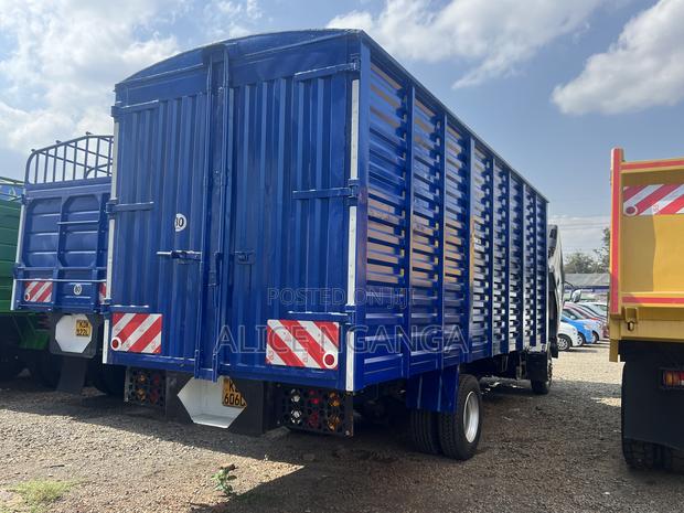 Isuzu FRR Blue Power Closed Body - thumbnail 3