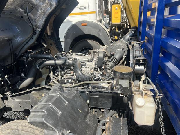 Isuzu FRR Blue Power Closed Body - thumbnail 5