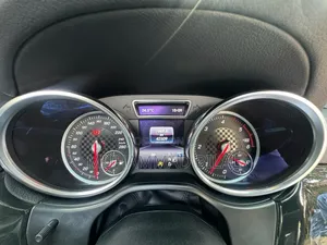 Mercedes-Benz GLE-Class 2019 White