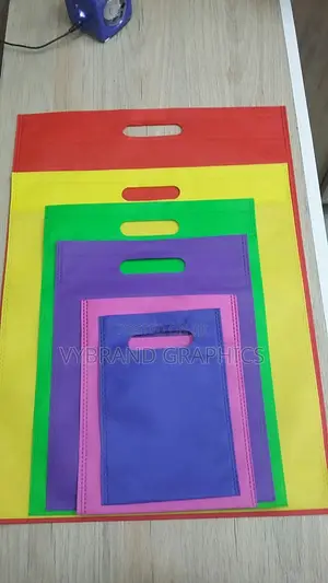 100pcs Non Woven D Cut Bags Branded Packaging Bags