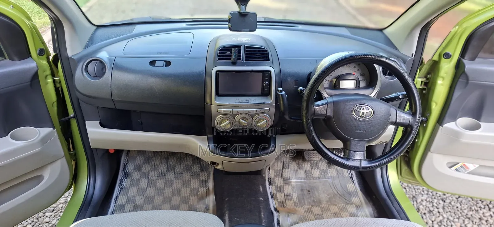 Toyota Passo 2007 Green