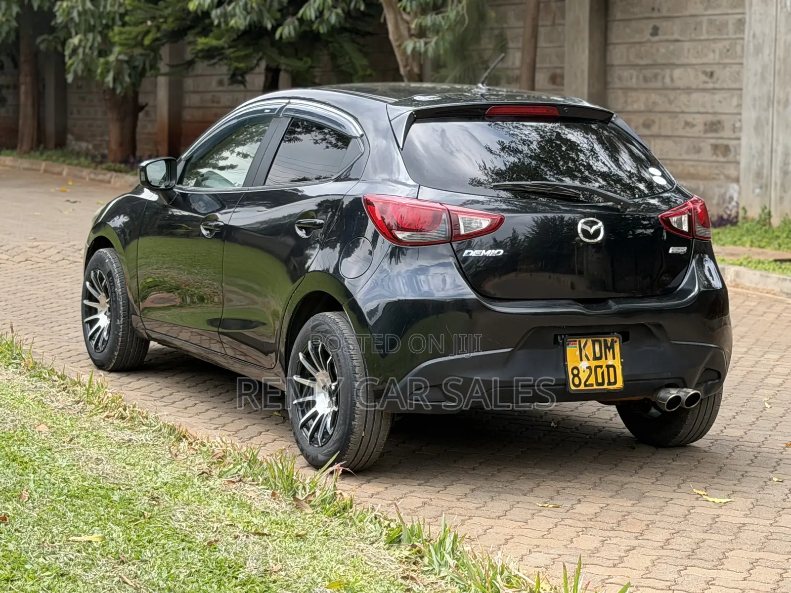 Mazda Demio 2016 Black