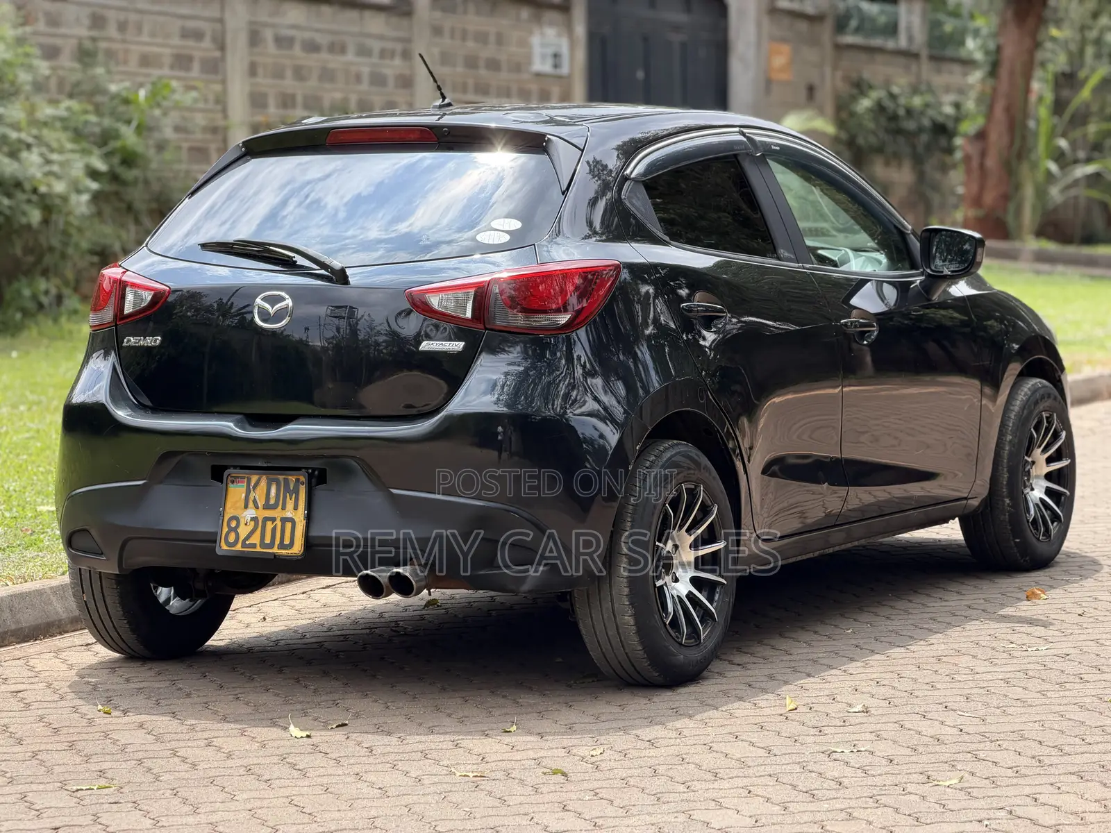 Mazda Demio 2016 Black