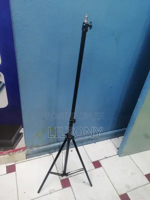 2mtrs Projector Tripod /Ringlight Stand