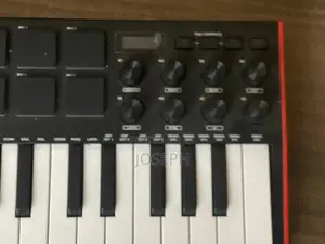 Akai Mpk Mini Midi Controller