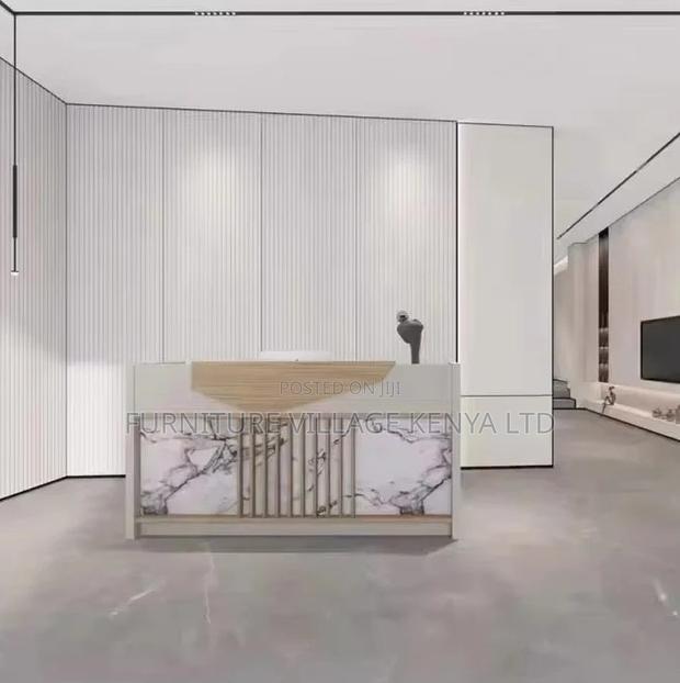 1.8m Modern Wooden Office Front Counter