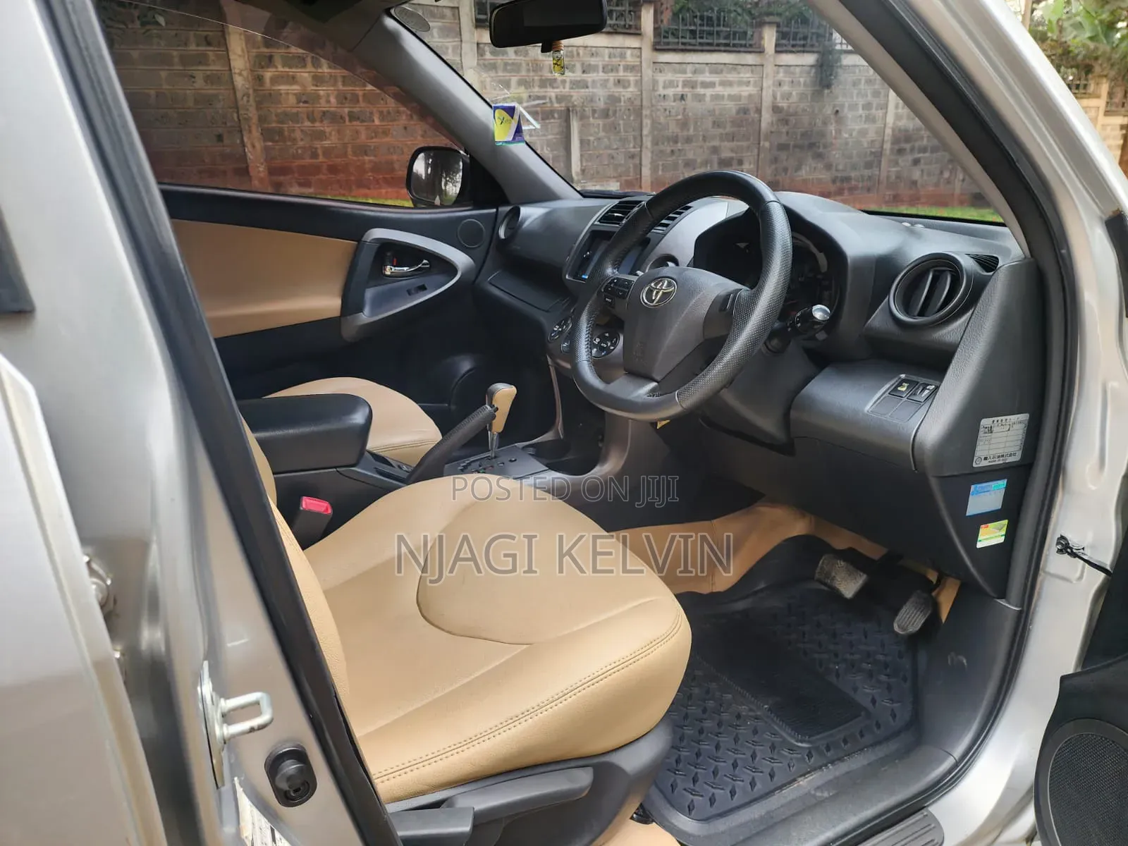 Toyota RAV4 2013 Silver