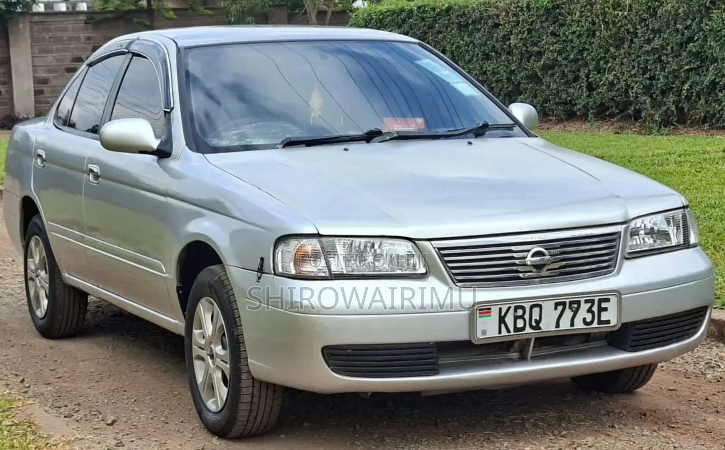 Nissan Sunny 2005 Silver