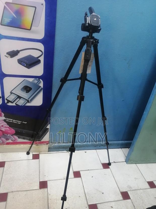 1.8m Heavy/Strong Yunteng Camera Tripod Stand - thumbnail 2