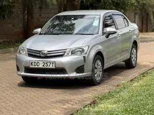 Toyota Axio 2014 Silver