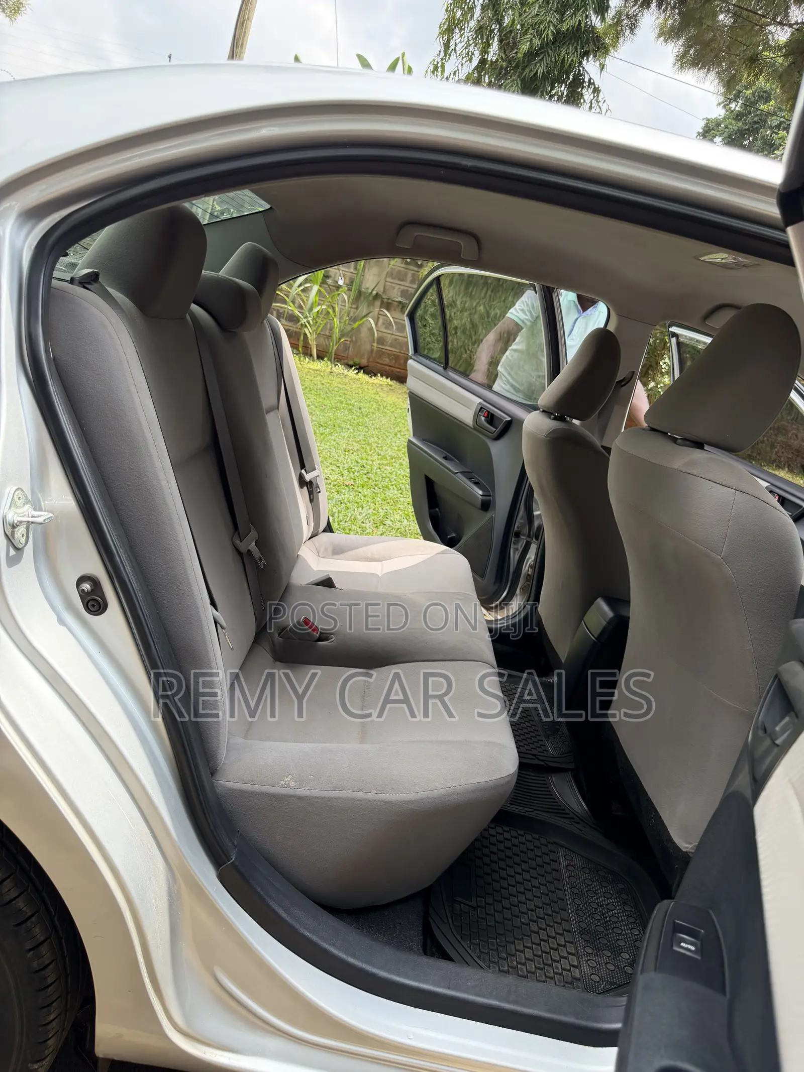 Toyota Axio 2014 Silver