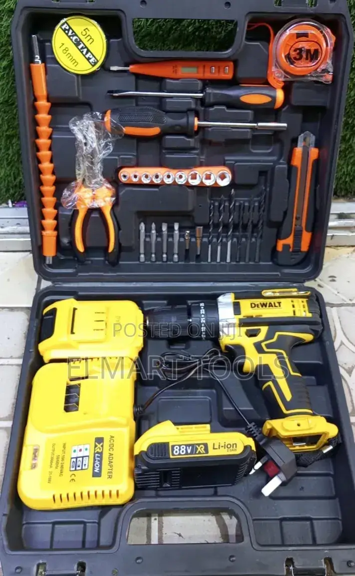 Dewalt Cordless Drill Set