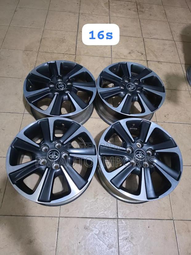 Toyota Noah and Voxy Rims Size 16 - thumbnail 2