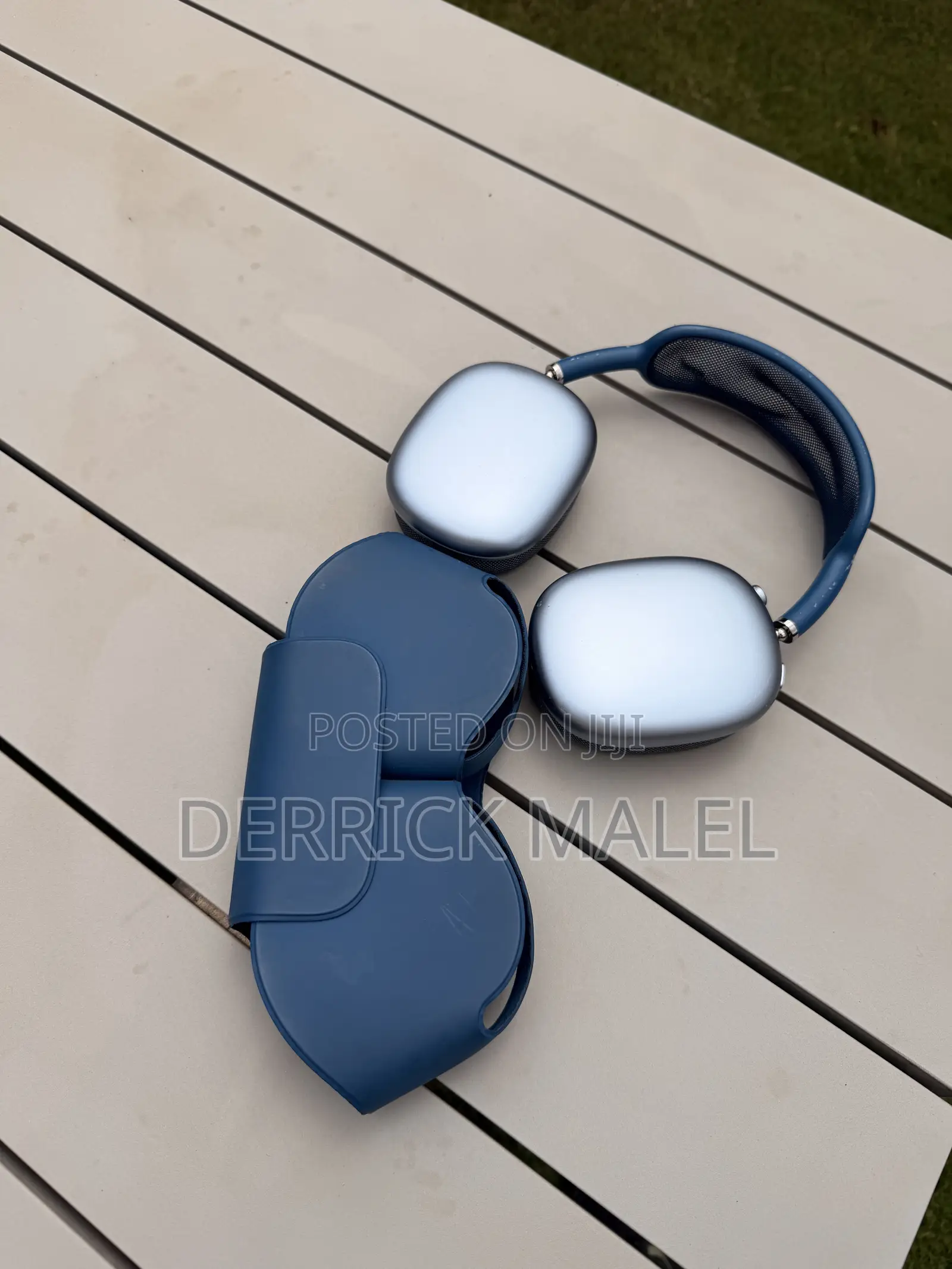 Airpods Max (Lightning Port)
