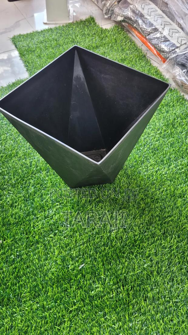 Modern Geometric Hexagon Vase –Aesthetic Honeycomb Ceramic Flower Vase