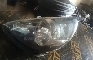 Headlight Honda Fit 2003