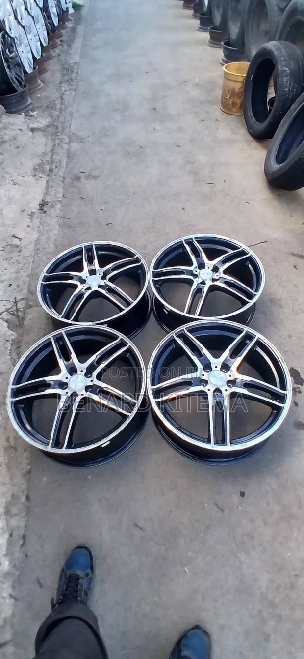 Black Silver Rims Size 19" for Subaru Outback and Forester as Well.