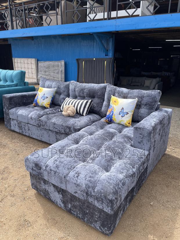 A Well Pinned Six Seater L Shape - thumbnail 10