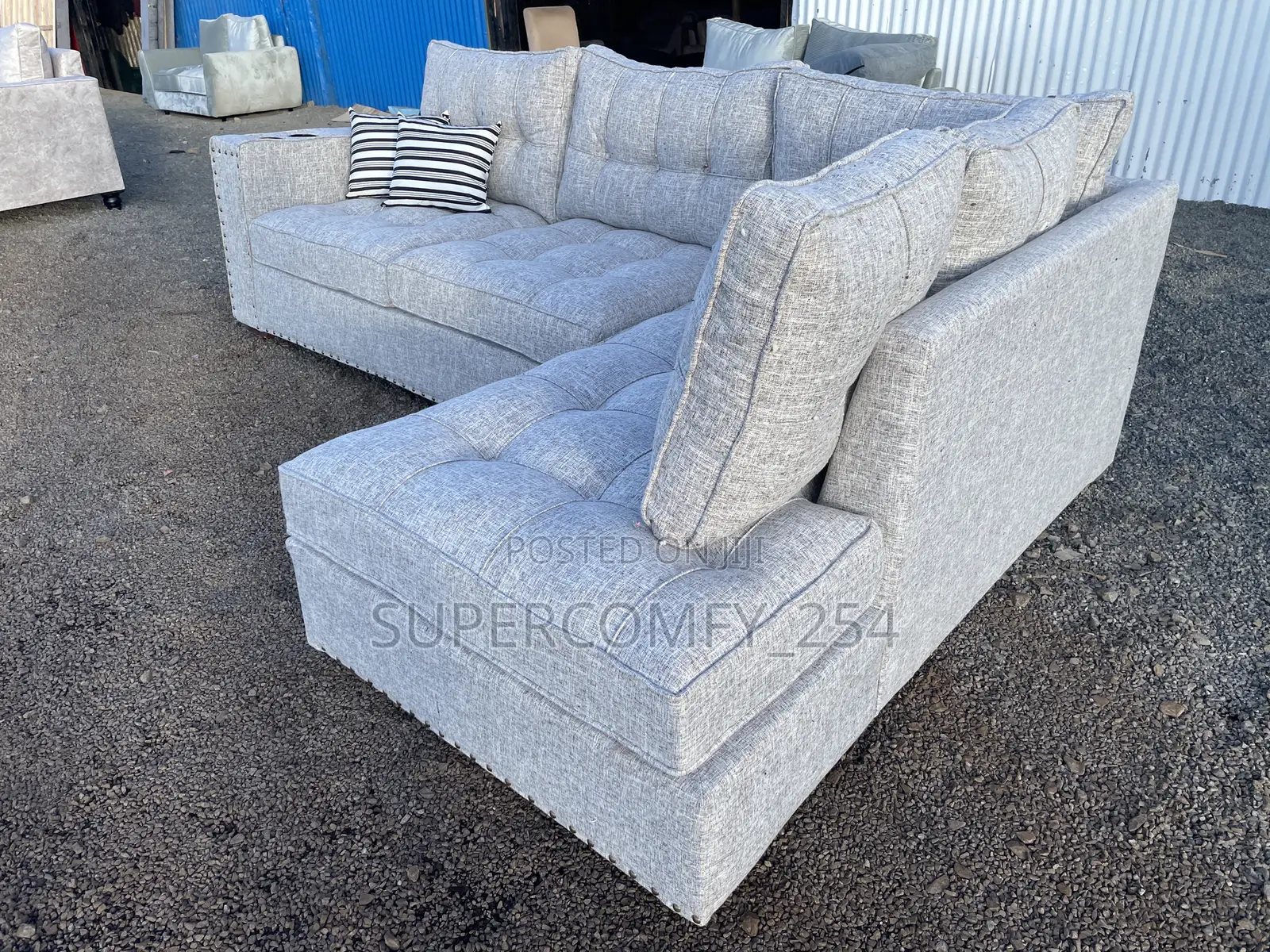 A Well Pinned Six Seater L Shape