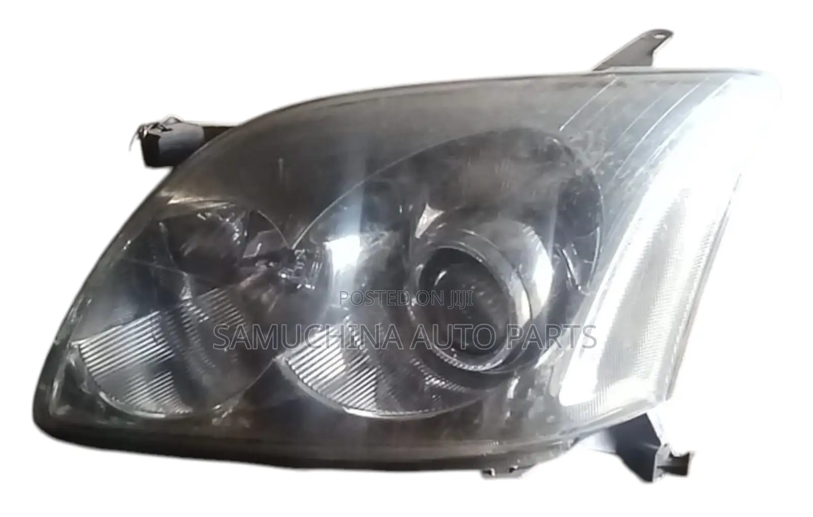 Headlight Toyota Avensis