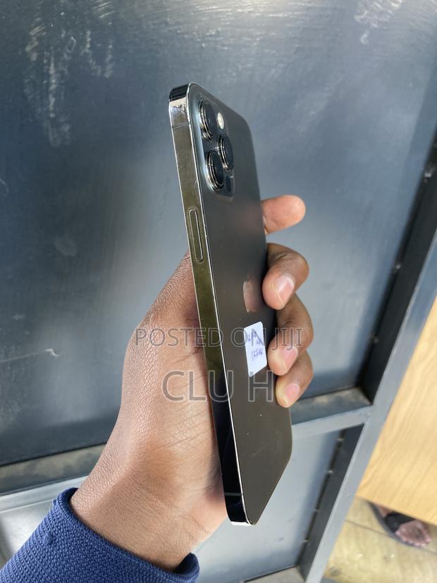 Apple iPhone 12 Pro Max 256 GB Black - thumbnail 2