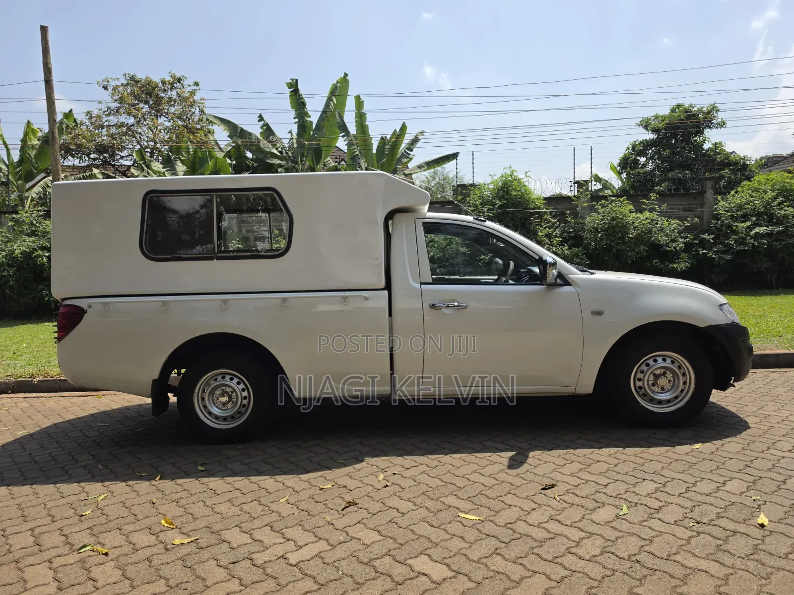 Mitsubishi L200 2009 White