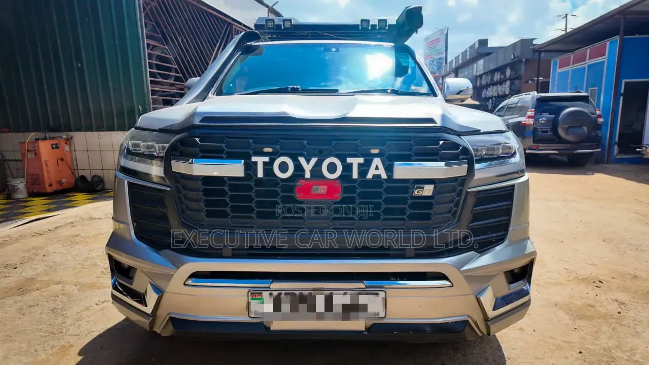 Toyota Land Cruiser 4.5 V8 DSL 2012 Silver