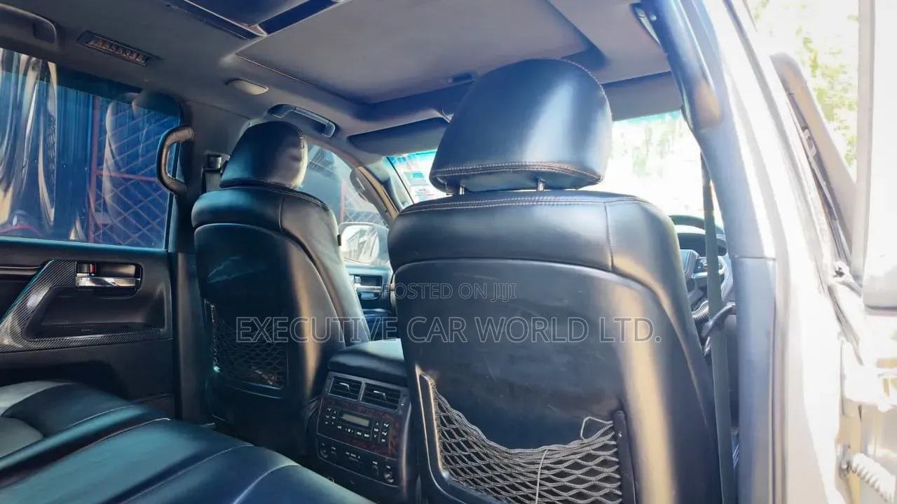 Toyota Land Cruiser 4.5 V8 DSL 2012 Silver
