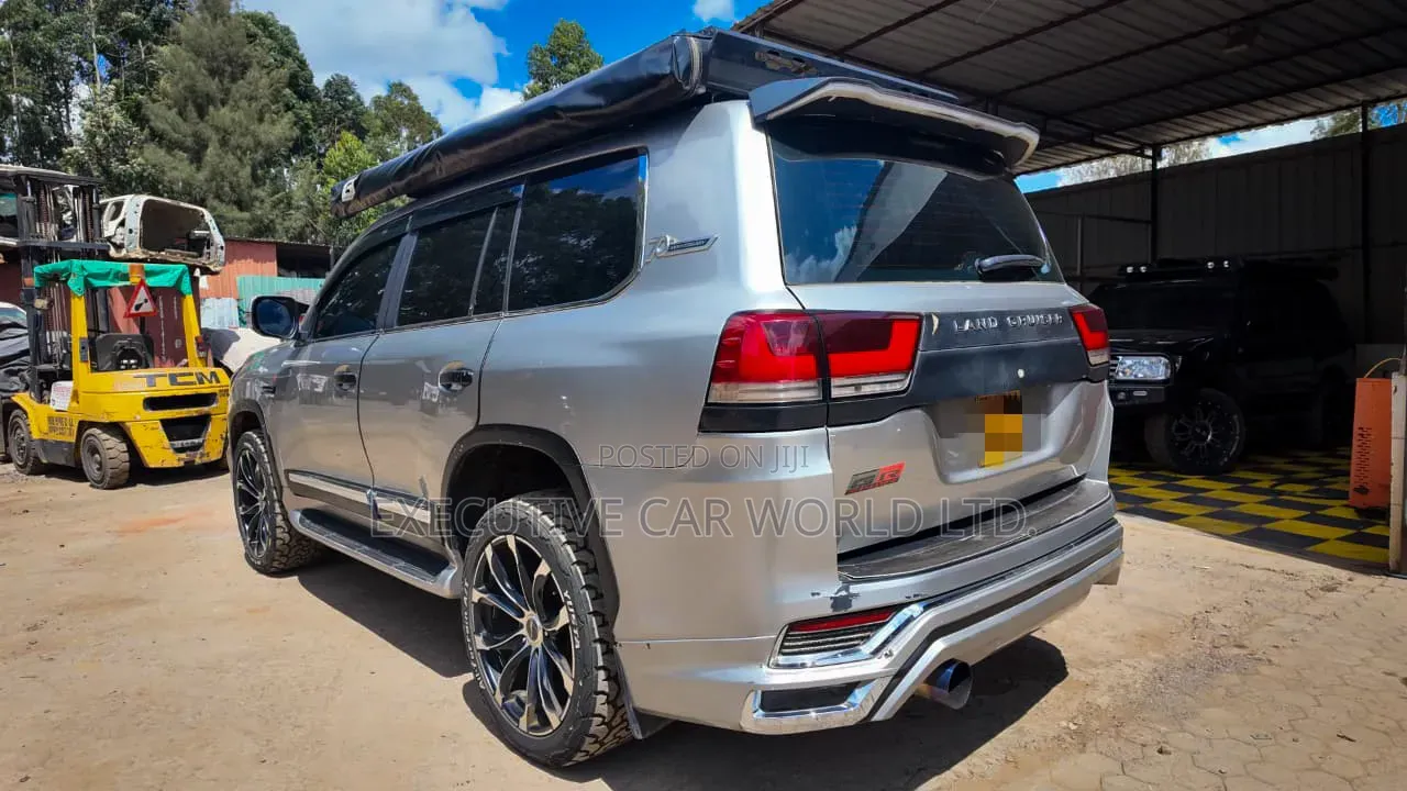 Toyota Land Cruiser 4.5 V8 DSL 2012 Silver