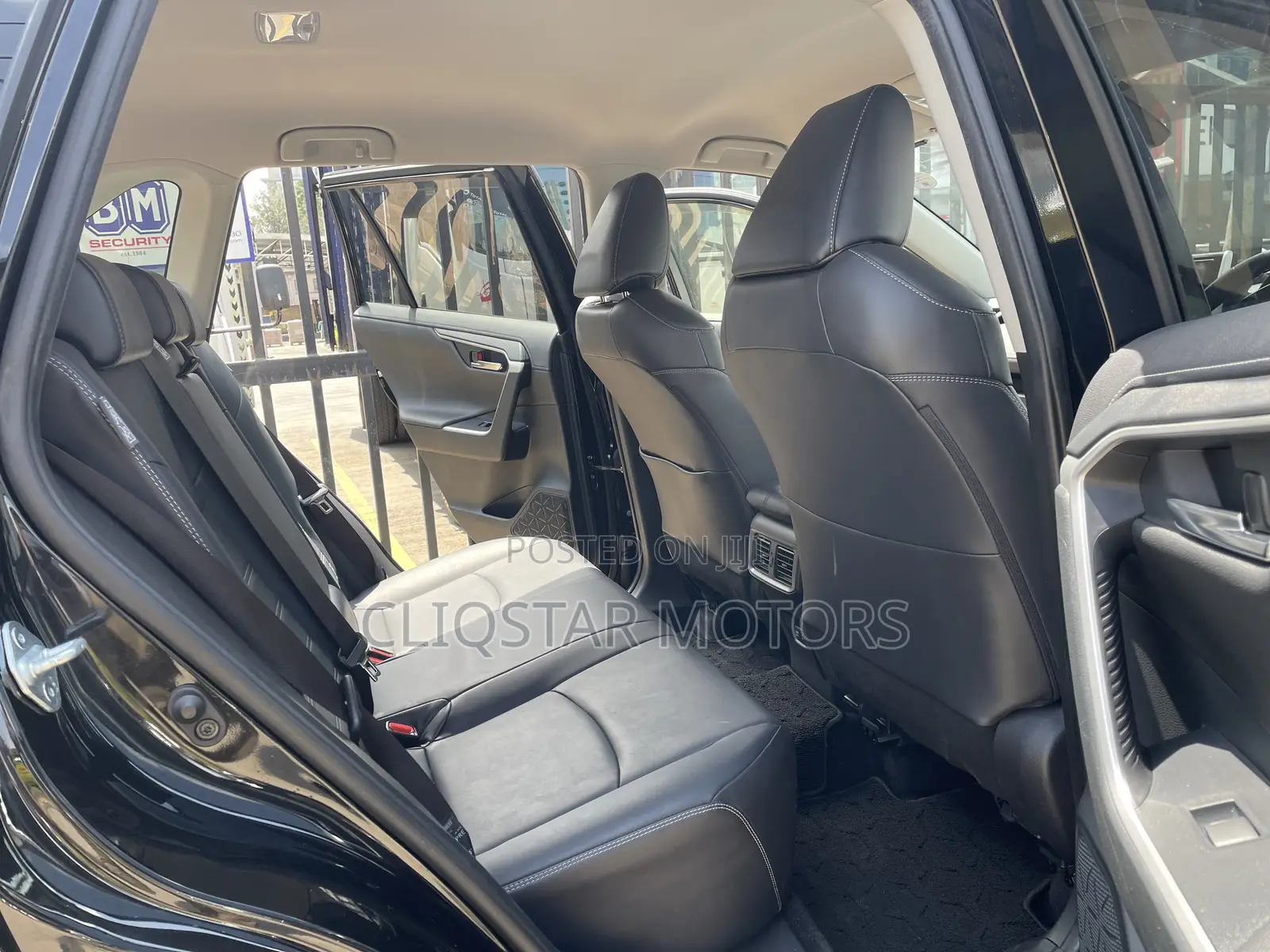 Toyota RAV4 Adventure 2019 Black