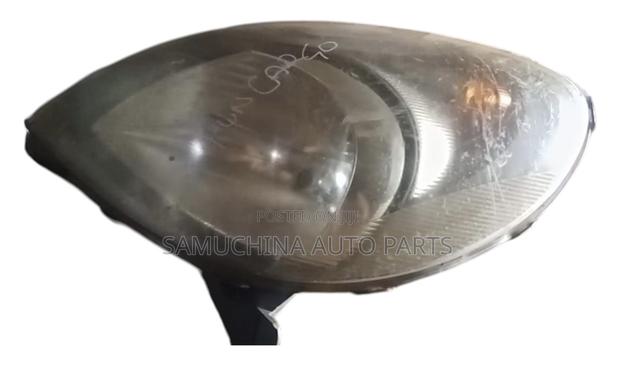 Headlight Toyota Fun Cargo - main view