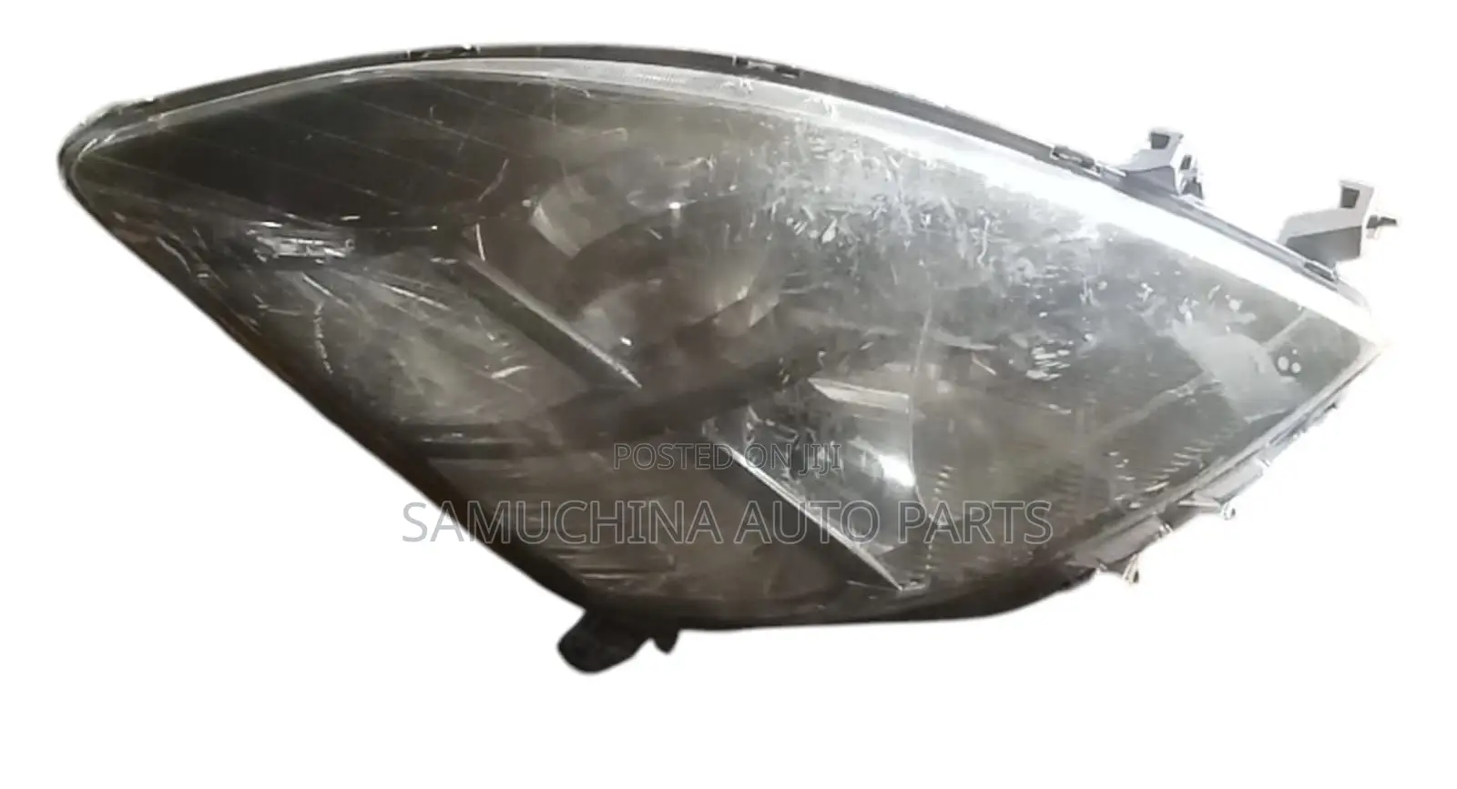 Headlight Toyota Isis