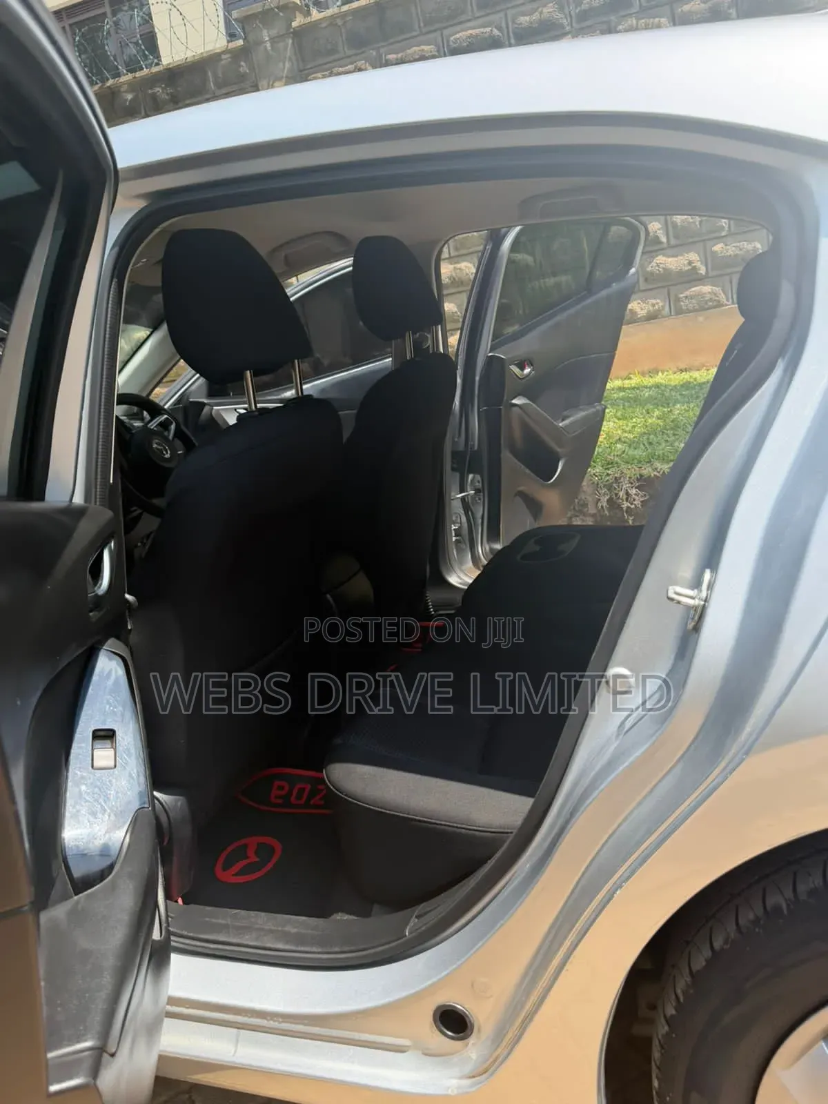 Mazda Axela 2017 Silver