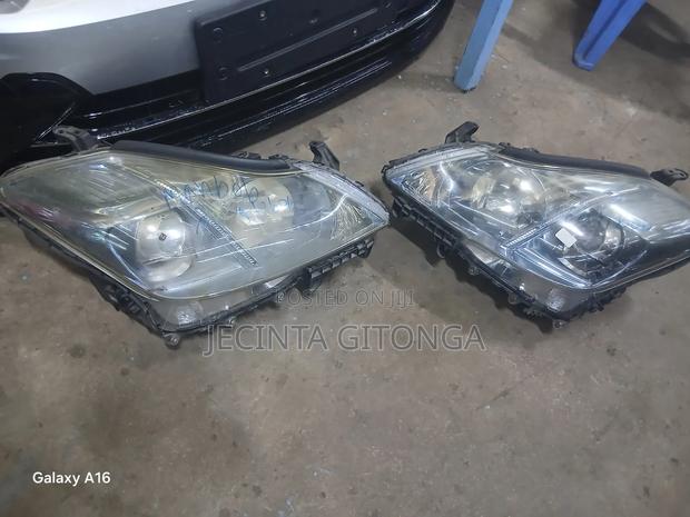Crown 2010/2012 Headlights Xenon - thumbnail 2