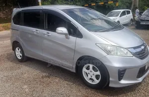 Honda Freed 2015 Silver