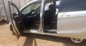 Honda Freed 2015 Silver